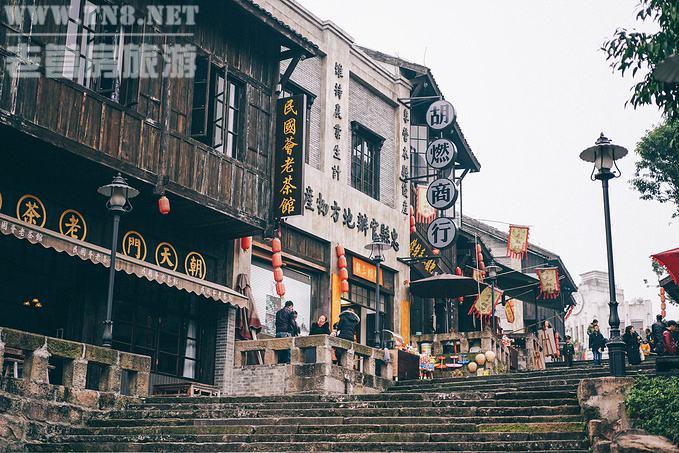 两江国际影视城（民国街）
浓浓的民国风，拍摄民国复古风的绝佳之地